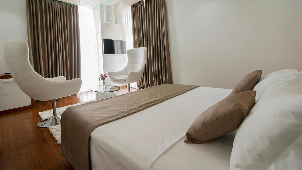 Deluxe & Executive Spa By Rafaelo Shengjin Exterior photo